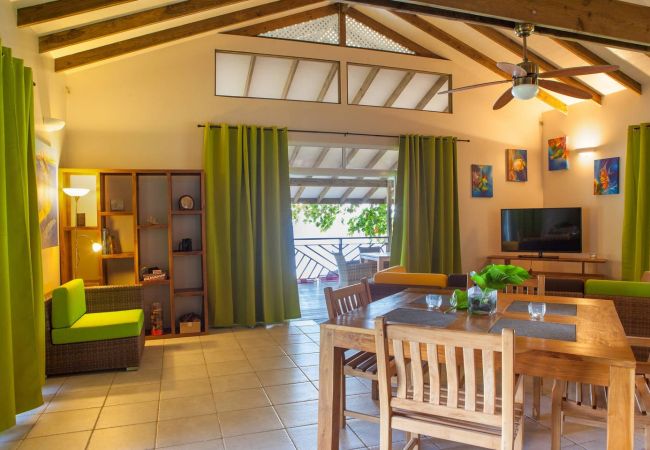 Villa in Poutoru - TAHAA - Private Beach & Snorkeling Villa Villa in Poutoru - TAHAA - Private Beach & Snorkeling Villa