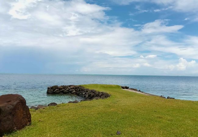 Villa in Poutoru - TAHAA - Private Beach & Snorkeling Villa Villa in Poutoru - TAHAA - Private Beach & Snorkeling Villa