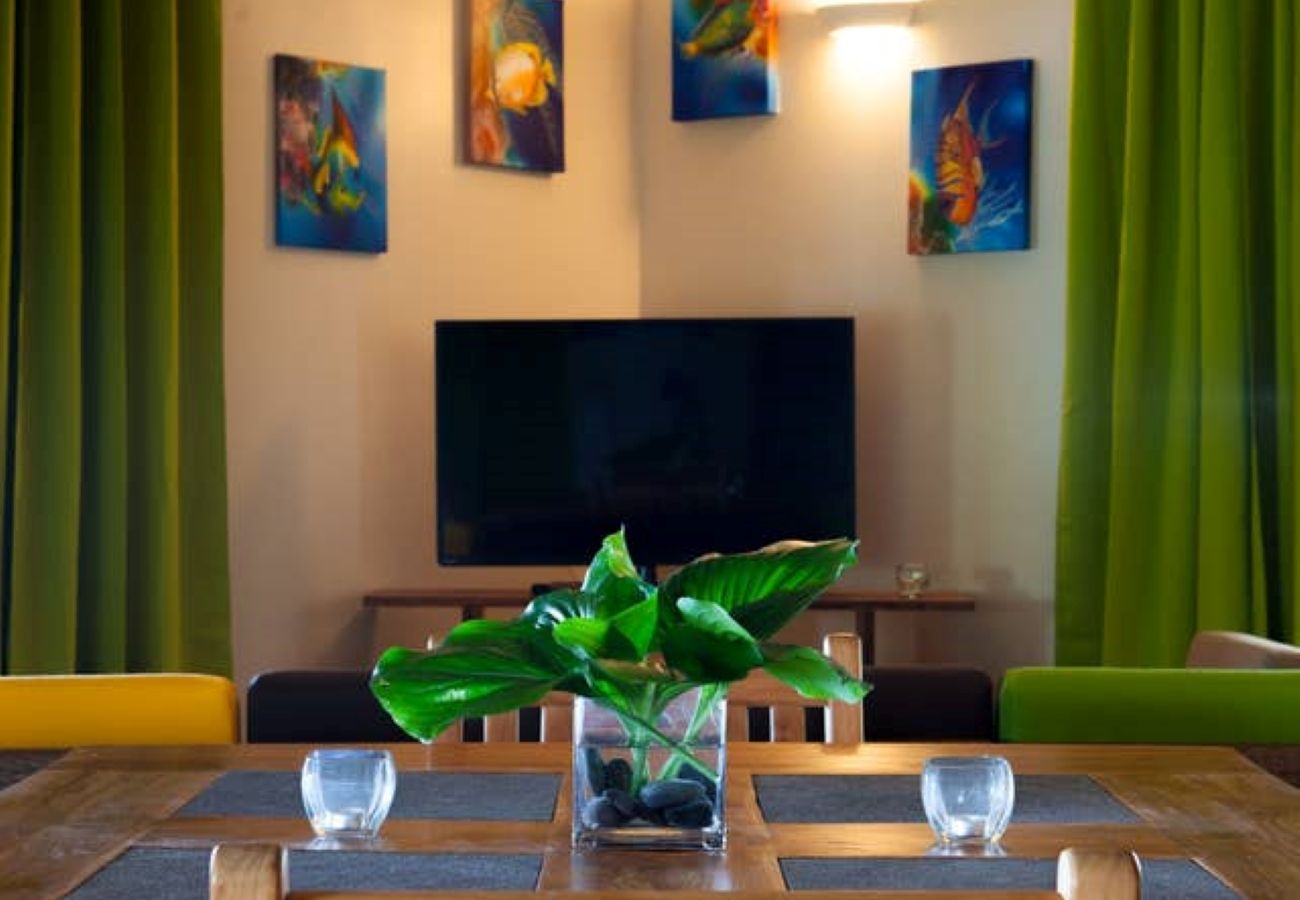 Villa in Poutoru - TAHAA - Private Beach & Snorkeling Villa Villa in Poutoru - TAHAA - Private Beach & Snorkeling Villa