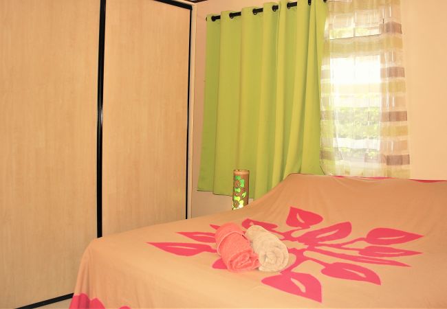 Studio in Punaauia - TAHITI - Sanny's Place Room & Pool  Studio in Punaauia - TAHITI - Sanny's Place Room & Pool