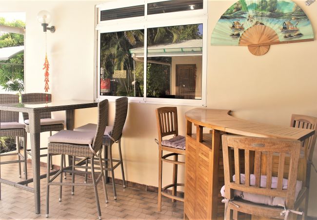 Studio in Punaauia - TAHITI - Sanny's Place Room & Pool  Studio in Punaauia - TAHITI - Sanny's Place Room & Pool