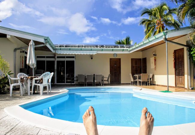 Studio in Punaauia - TAHITI - Sanny's Place Family Room & Pool  Studio in Punaauia - TAHITI - Sanny's Place Family Room & Pool