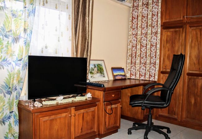 Studio in Punaauia - TAHITI - Sanny's Place Family Room & Pool  Studio in Punaauia - TAHITI - Sanny's Place Family Room & Pool