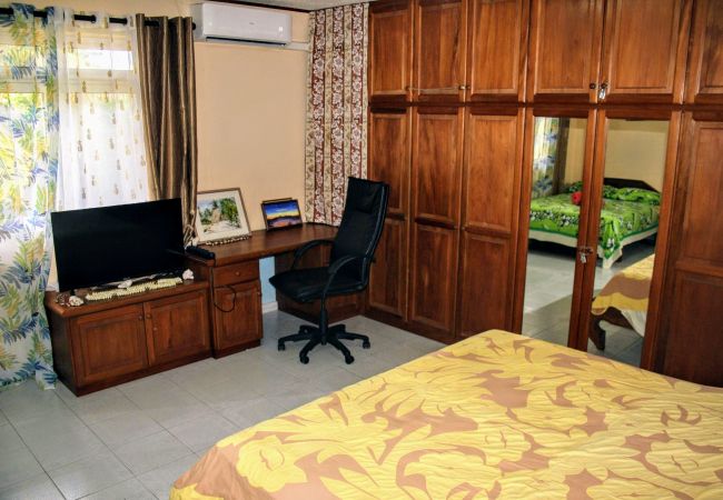 Studio in Punaauia - TAHITI - Sanny's Place Family Room & Pool  Studio in Punaauia - TAHITI - Sanny's Place Family Room & Pool
