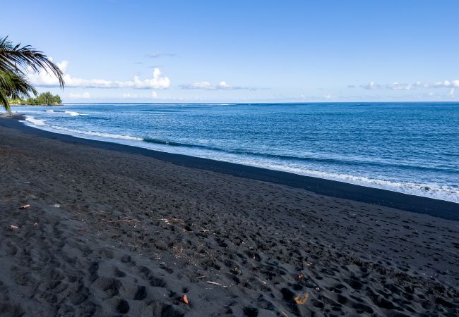 House in Papara - TAHITI - Taharuu Bungalows Surf & Beach House in Papara - TAHITI - Taharuu Bungalows Surf & Beach