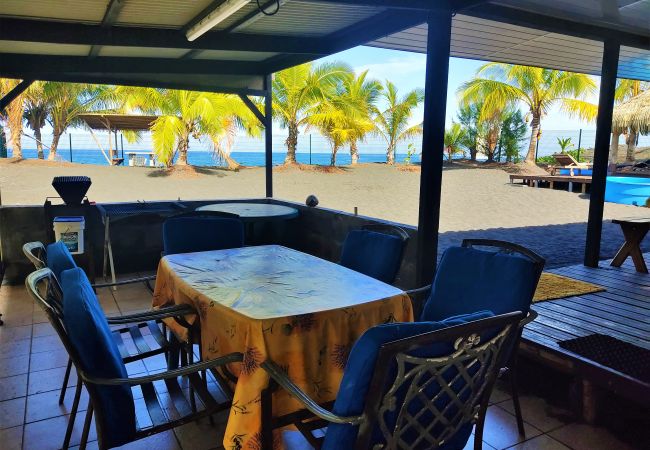 House in Papara - TAHITI - Taharuu Bungalows Surf & Beach House in Papara - TAHITI - Taharuu Bungalows Surf & Beach