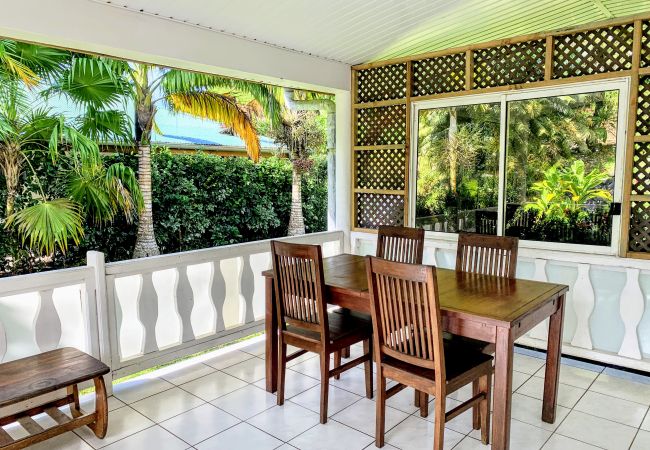 House in Mahina - TAHITI - Fare Mitinui Surf Break House in Mahina - TAHITI - Fare Mitinui Surf Break