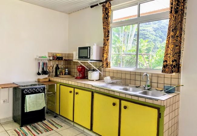 House in Mahina - TAHITI - Fare Mitinui Surf Break House in Mahina - TAHITI - Fare Mitinui Surf Break