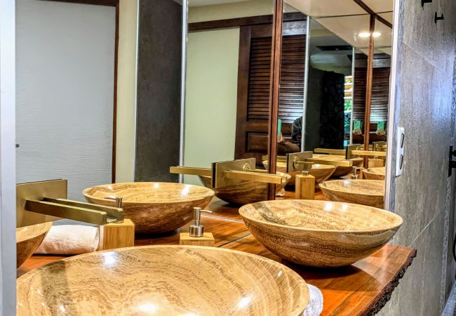 Bungalow in Pihaena - MOOREA - JUST CHILL INN Bungalow in Pihaena - MOOREA - JUST CHILL INN