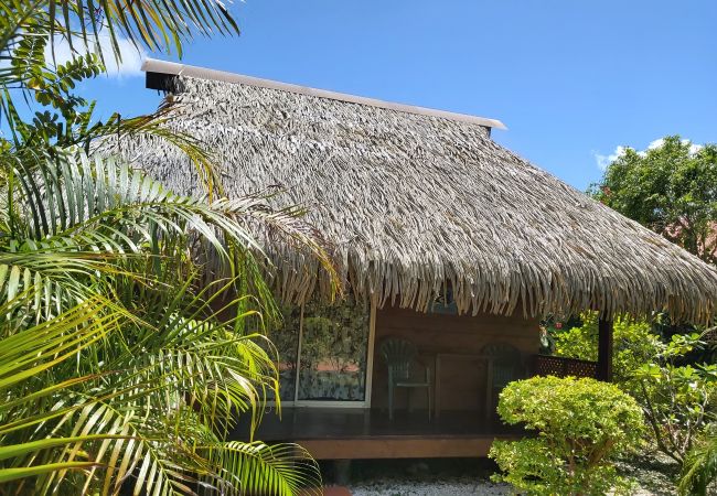 Rent by room in Fare - HUAHINE - Bungalow Ylang Ylang  Rent by room in Fare - HUAHINE - Bungalow Ylang Ylang