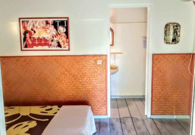 Rent by room in Fare - HUAHINE - Bungalow Pitate  Rent by room in Fare - HUAHINE - Bungalow Pitate