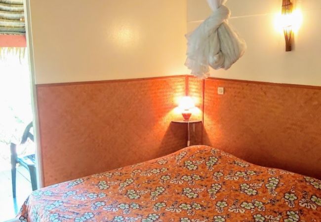 Rent by room in Fare - HUAHINE - Bungalow Vanille 2p  Rent by room in Fare - HUAHINE - Bungalow Vanille 2p
