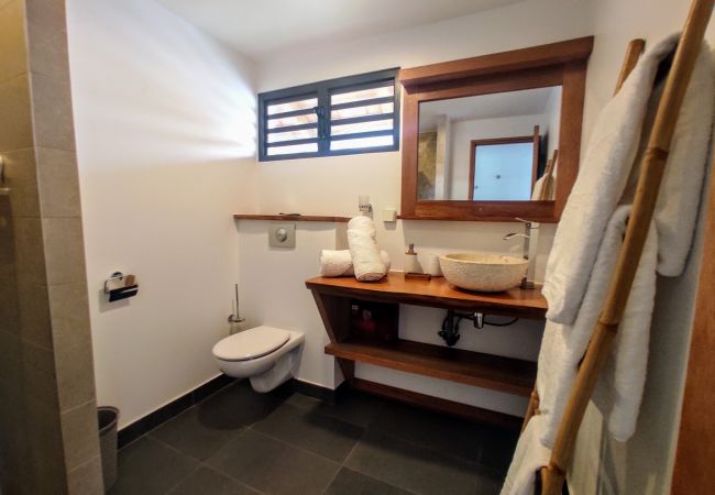 House in Temae - MOOREA - Fare Coraline Right House in Temae - MOOREA - Fare Coraline Right