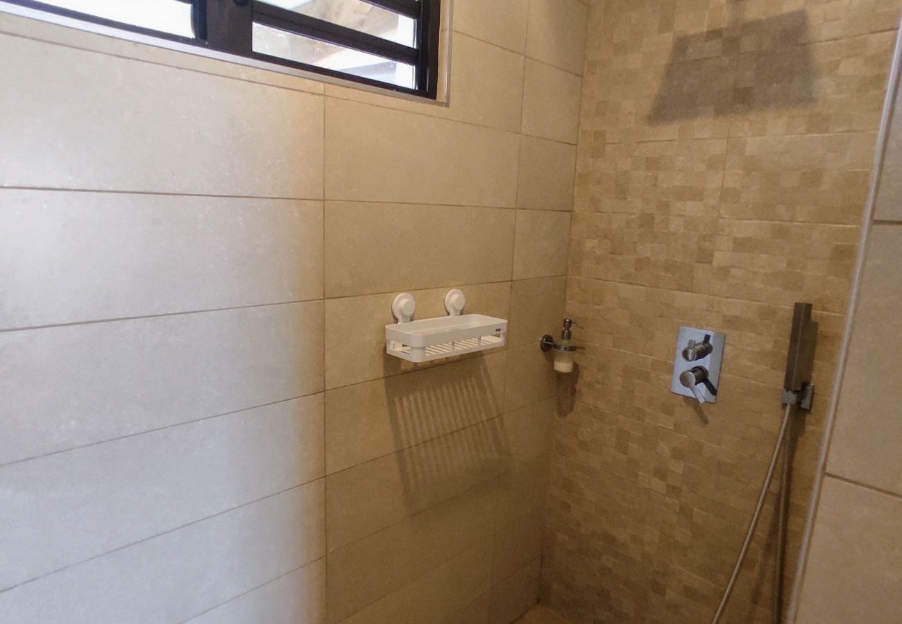 House in Temae - MOOREA - Fare Coraline Right House in Temae - MOOREA - Fare Coraline Right