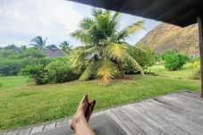 Bungalow in Tiahura - MOOREA - Tropical Soul