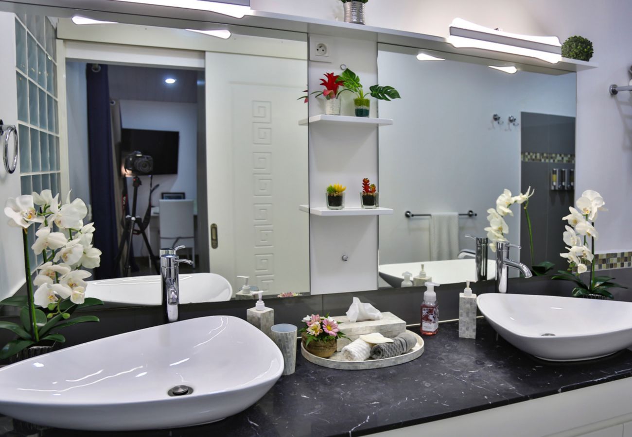 House in Punaauia - TAHITI - Bubble Cottage House in Punaauia - TAHITI - Bubble Cottage