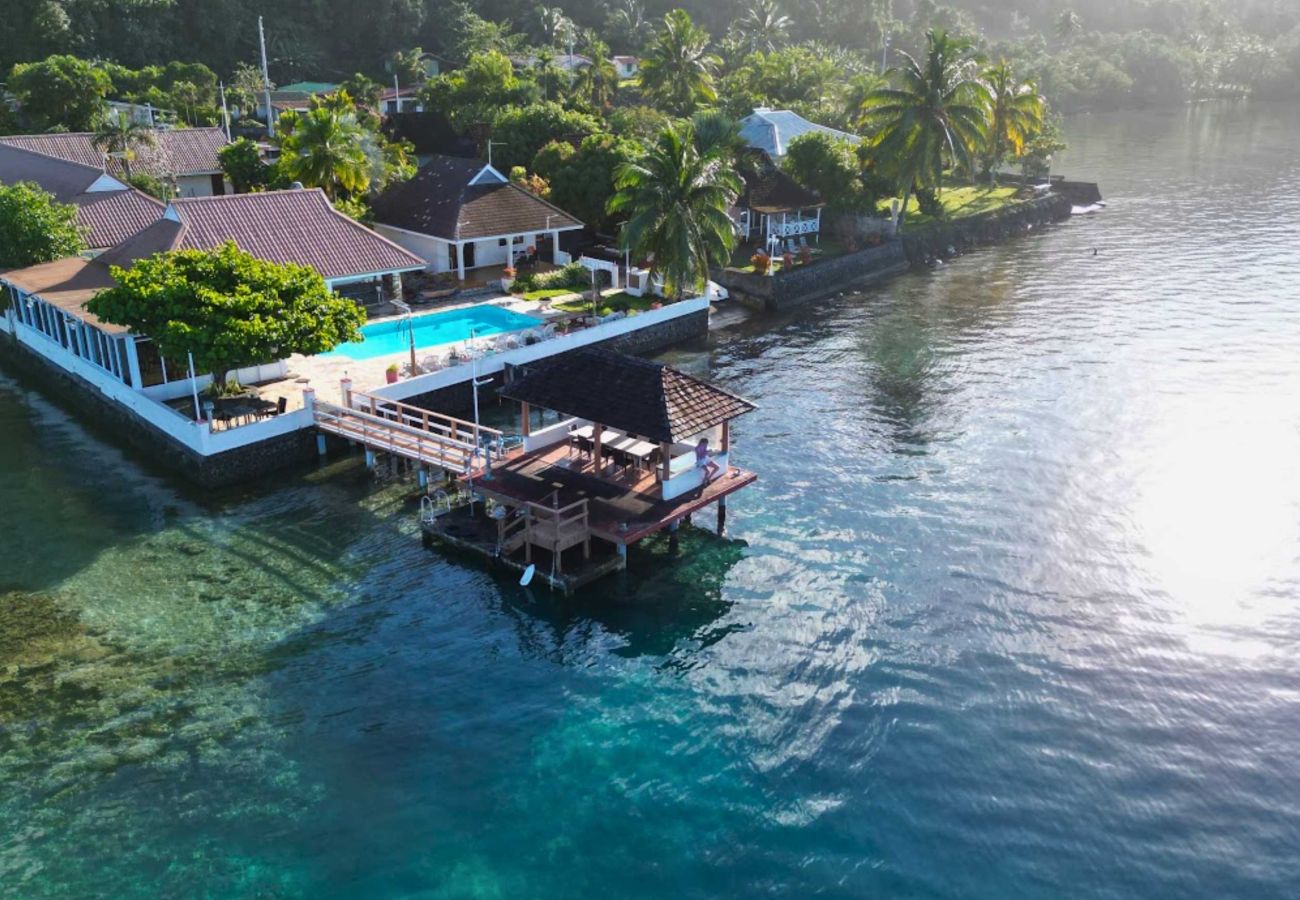 Studio in Papara - TAHITI - Studio Tiamao Manini Studio in Papara - TAHITI - Studio Tiamao Manini