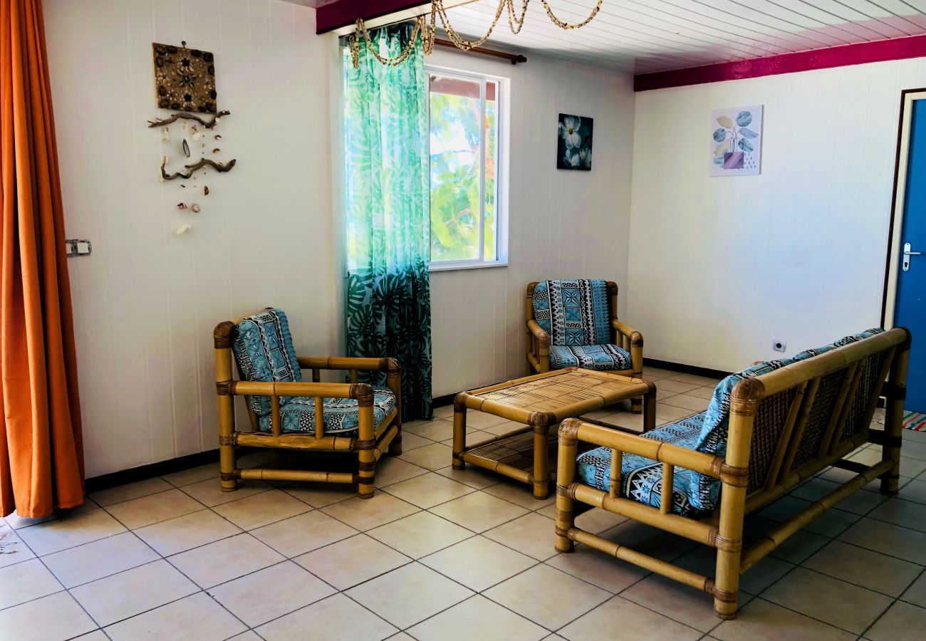 Rent by room in Tuherahera - TIKEHAU - Hina Green Room  Rent by room in Tuherahera - TIKEHAU - Hina Green Room