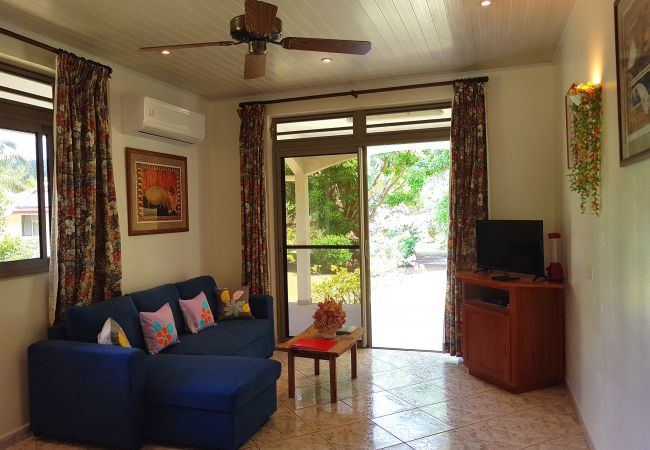 House in Huahine-Nui - HUAHINE - Fare Teakavehere Tipanier + rental car House in Huahine-Nui - HUAHINE - Fare Teakavehere Tipanier + rental car
