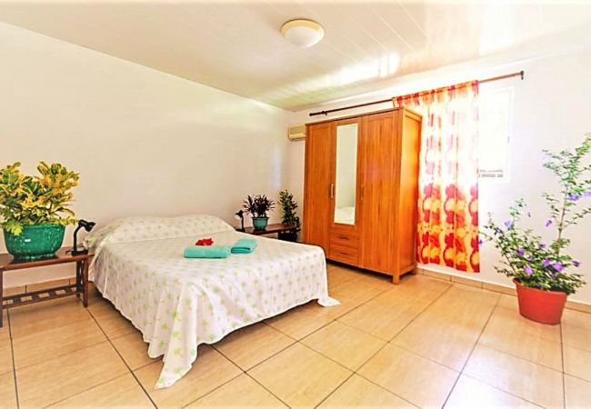 Rent by room in Taiohae - NUKU-HIVA - Mokai Room 1 Rent by room in Taiohae - NUKU-HIVA - Mokai Room 1