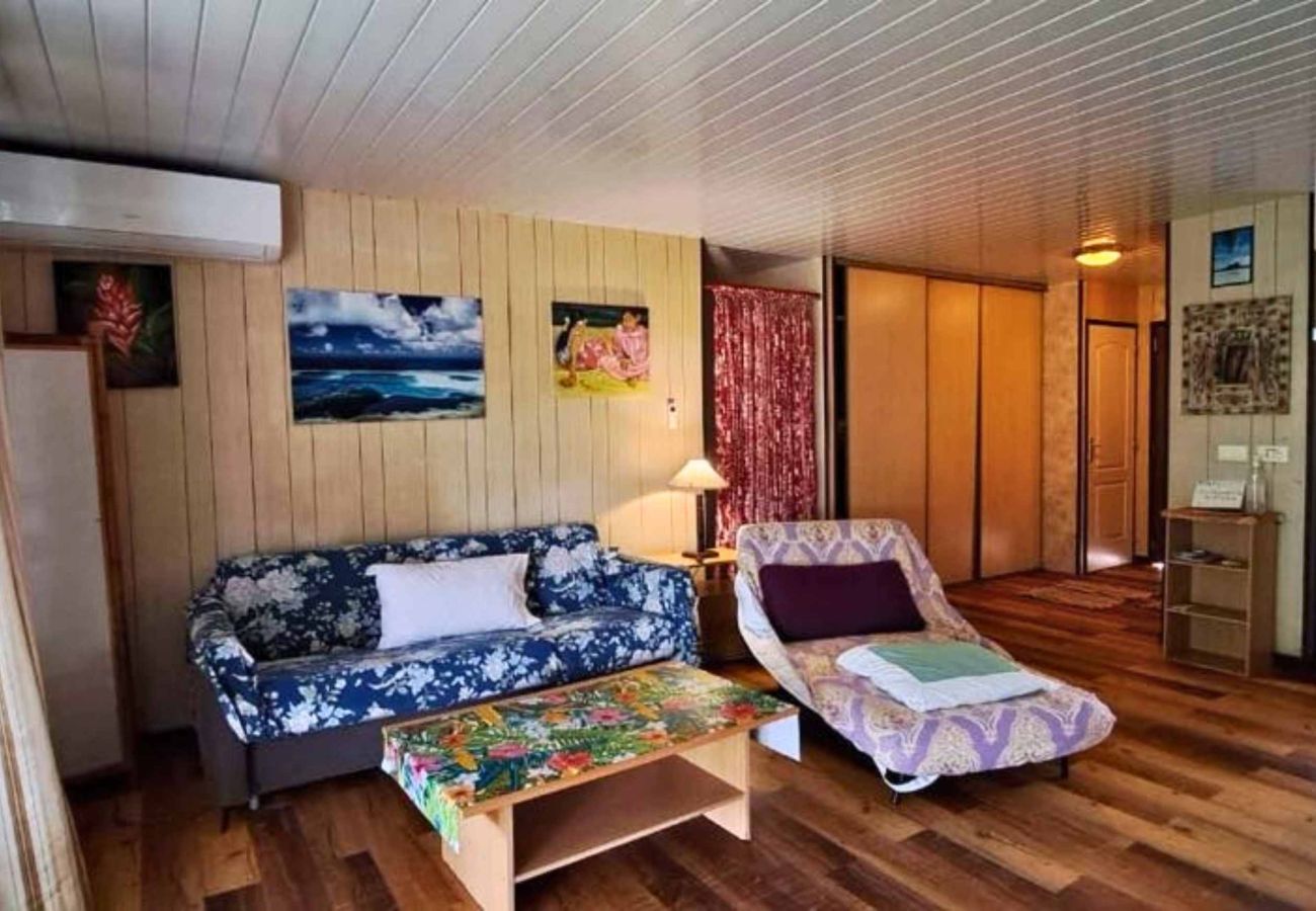 House in Papara - TAHITI - Taharuu Bungalow Surf Piti  House in Papara - TAHITI - Taharuu Bungalow Surf Piti