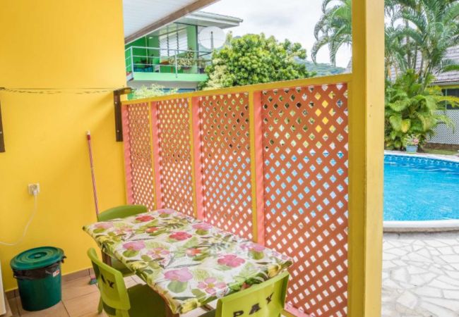 Bungalow in Fare - HUAHINE - Bungalow Arii + Breakfast 2 Bungalow in Fare - HUAHINE - Bungalow Arii + Breakfast 2