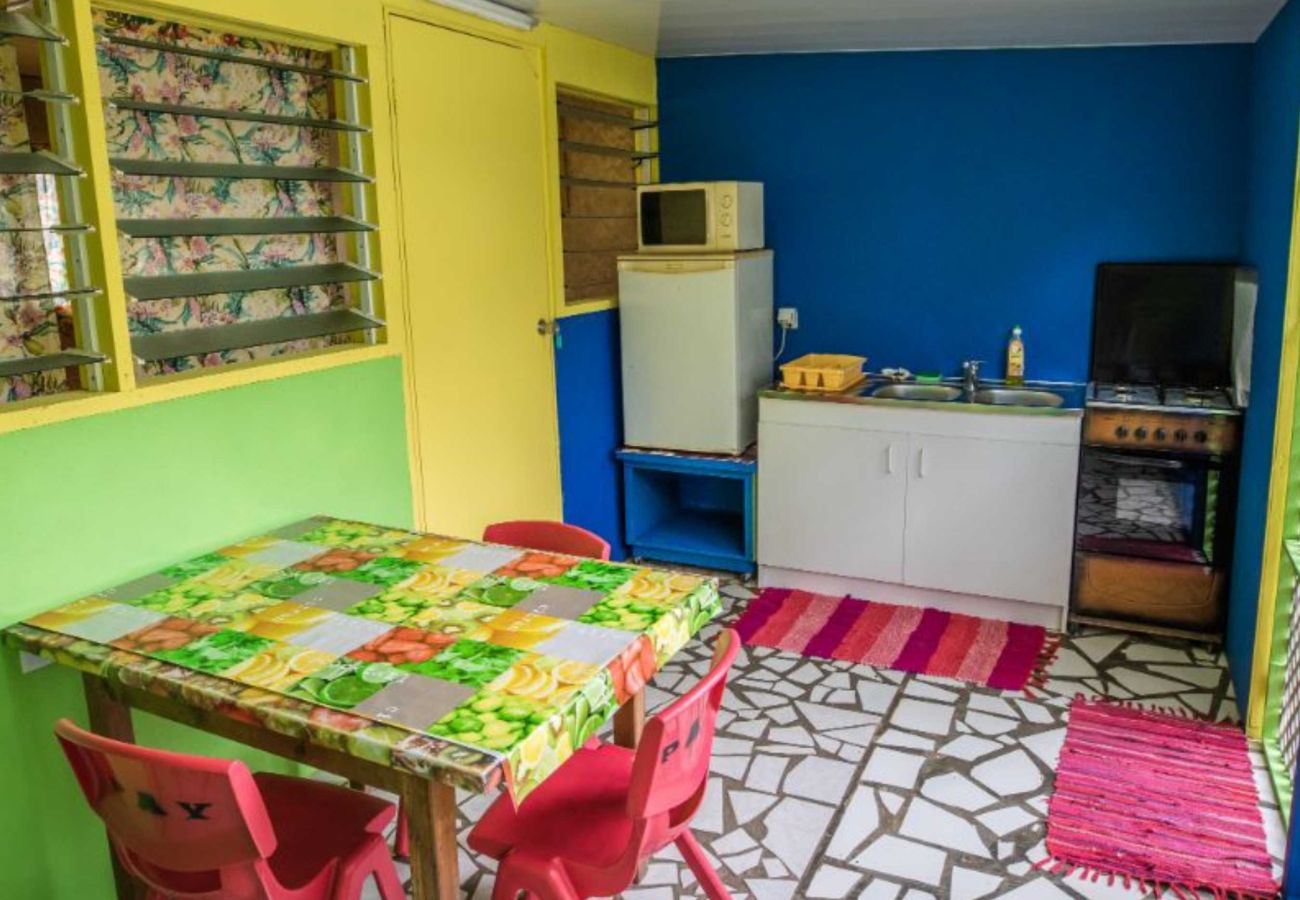 Bungalow in Fare - HUAHINE - Bungalow Arii + Breakfast 2 Bungalow in Fare - HUAHINE - Bungalow Arii + Breakfast 2