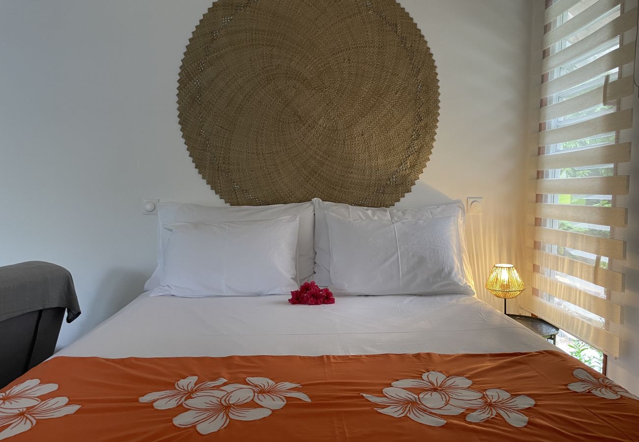 Studio in Avera - RAIATEA- Noanoa House 2 avec jacuzzi  Studio in Avera - RAIATEA- Noanoa House 2 avec jacuzzi