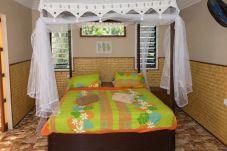 Studio in Rotoava - FAKARAVA-Fare Veke Plage premium family-en 1/2 pension