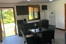 Bungalow in Parea - HUAHINE- Fare Le vent accès plage plage privée 