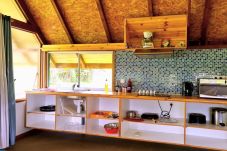 Bungalow in Avera - RAIATEA - Fare Cascades Anaana