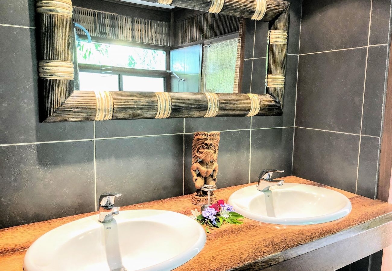 Villa en Tiahura - MOOREA - Pool Mountain Fare Ora Villa en Tiahura - MOOREA - Pool Mountain Fare Ora