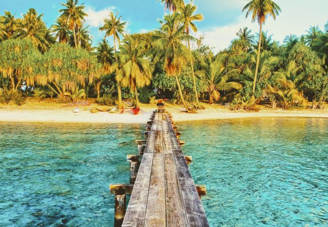 Pontón de Villa en la isla privada de Rangiroa