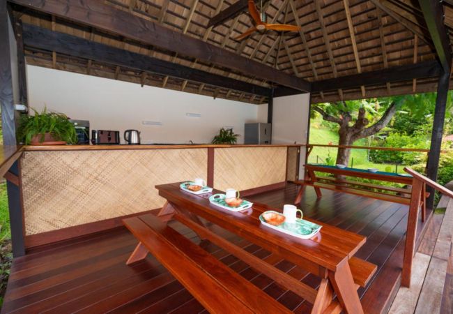 Bungalow en Nunue - BORA - Holidays Bungalow 1 Bungalow en Nunue - BORA - Holidays Bungalow 1