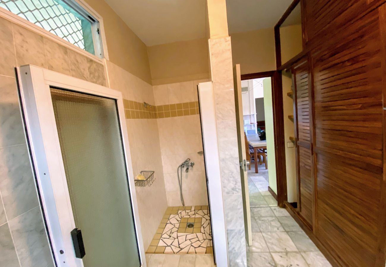 La ducha La zona de la ducha