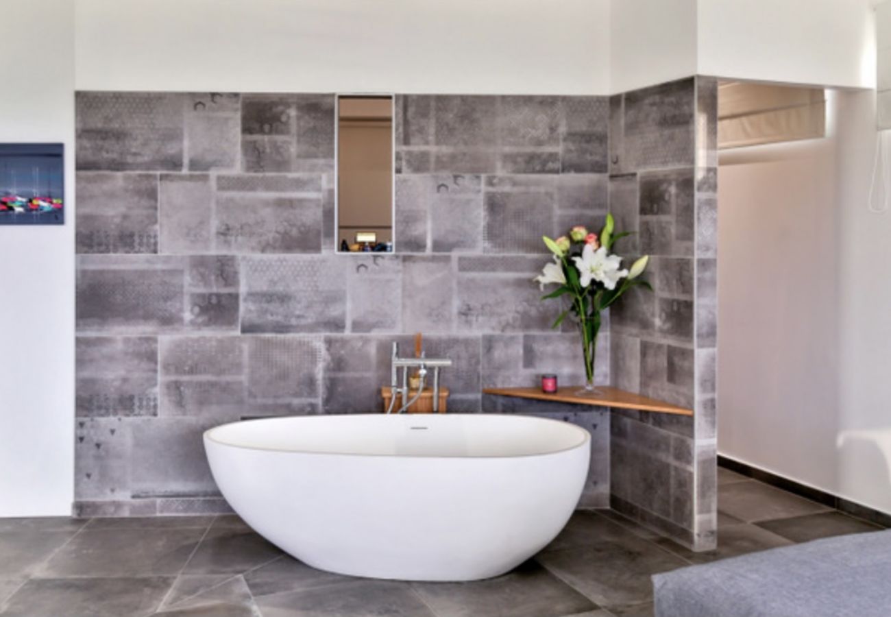 Villa en Punaauia - TAHITI -  The Cali's Luxury Villa  Villa en Punaauia - TAHITI -  The Cali's Luxury Villa