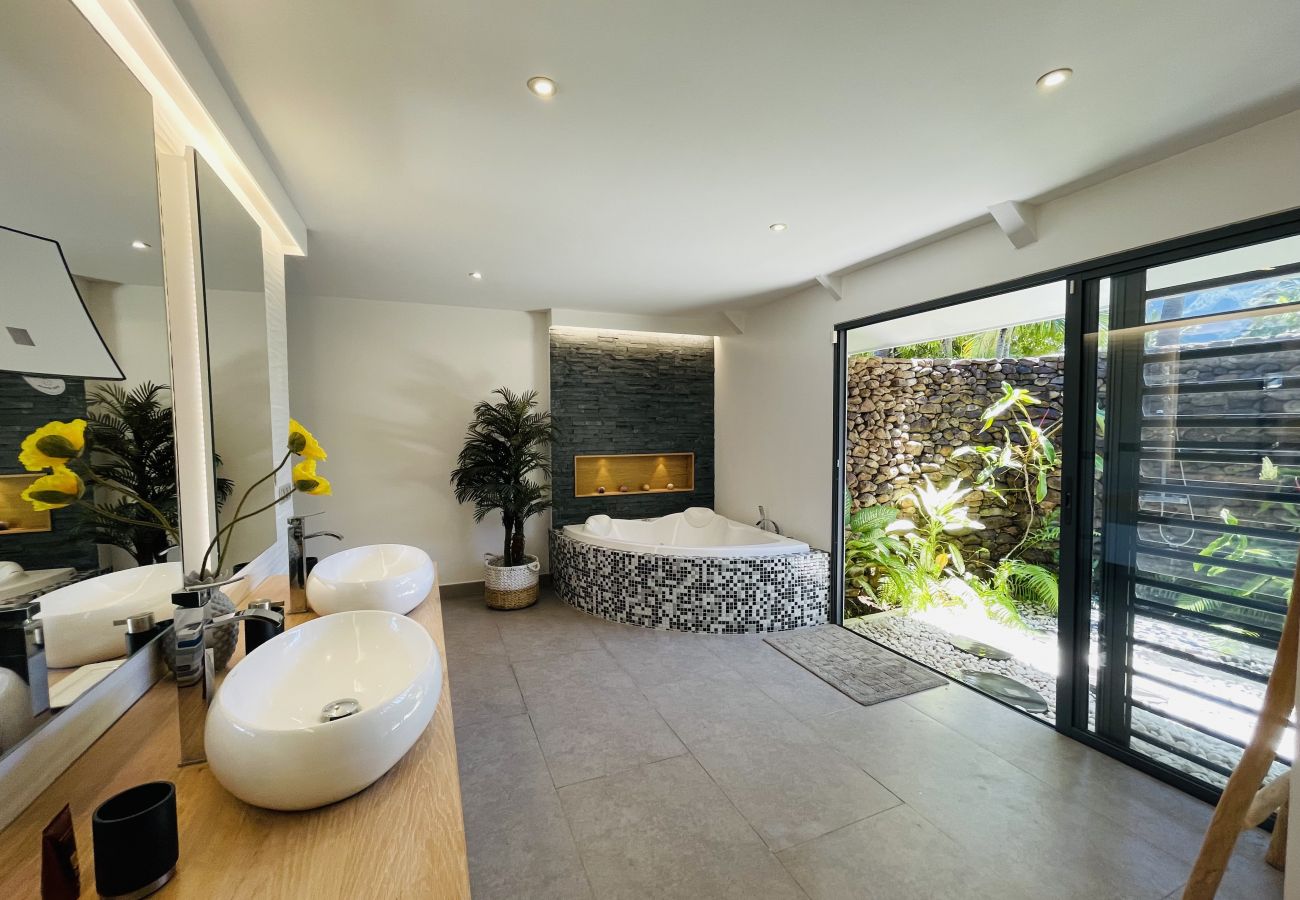 El baño de los padres  Baño de los padres