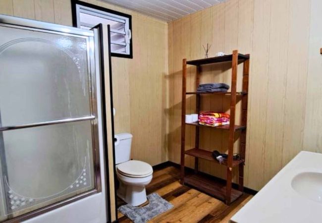 Casa en Papara - TAHITI - Taharuu Bungalow Surf Piti  Casa en Papara - TAHITI - Taharuu Bungalow Surf Piti