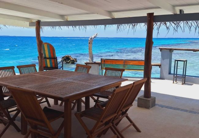 Casa en Manihi - MANIHI - Manihi Pool Lodge Casa en Manihi - MANIHI - Manihi Pool Lodge