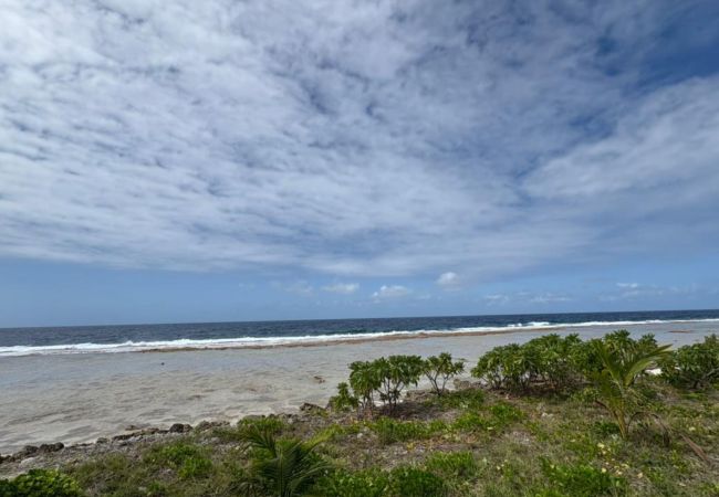  en Tiputa - RANGIROA- Chambre familiale Chez Guy 