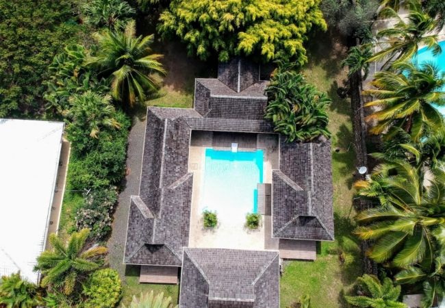 Villa a Tiahura - MOOREA - Pool Mountain Fare Ora Villa a Tiahura - MOOREA - Pool Mountain Fare Ora