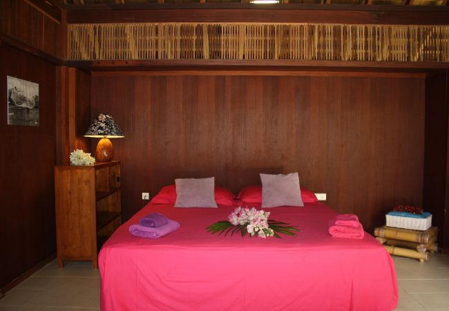 Villa a Tiahura - MOOREA - Pool Mountain Fare Ora Villa a Tiahura - MOOREA - Pool Mountain Fare Ora