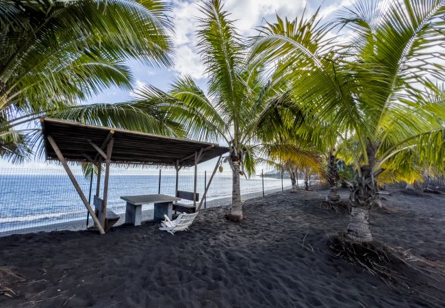 Casa a Papara - TAHITI - Taharuu Bungalows Surf & Beach Casa a Papara - TAHITI - Taharuu Bungalows Surf & Beach