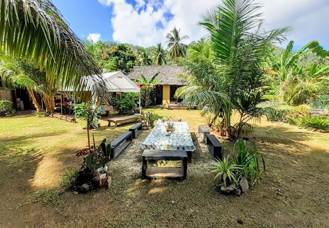 Bungalow a Tiahura - MOOREA - Local Spirit Iti 2  Bungalow a Tiahura - MOOREA - Local Spirit Iti 2