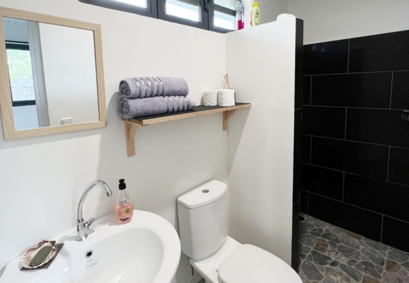 Bungalow a Taravao - TAHITI - Fare Matavai Toru Bungalow a Taravao - TAHITI - Fare Matavai Toru