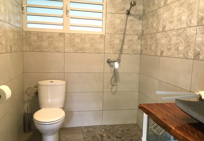 Studio a Pirae - TAHITI - Studio Aua Studio a Pirae - TAHITI - Studio Aua