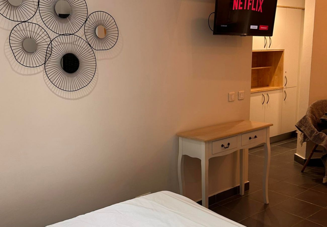 Studio a Papeete - TAHITI - Condo Miki City Center  Studio a Papeete - TAHITI - Condo Miki City Center