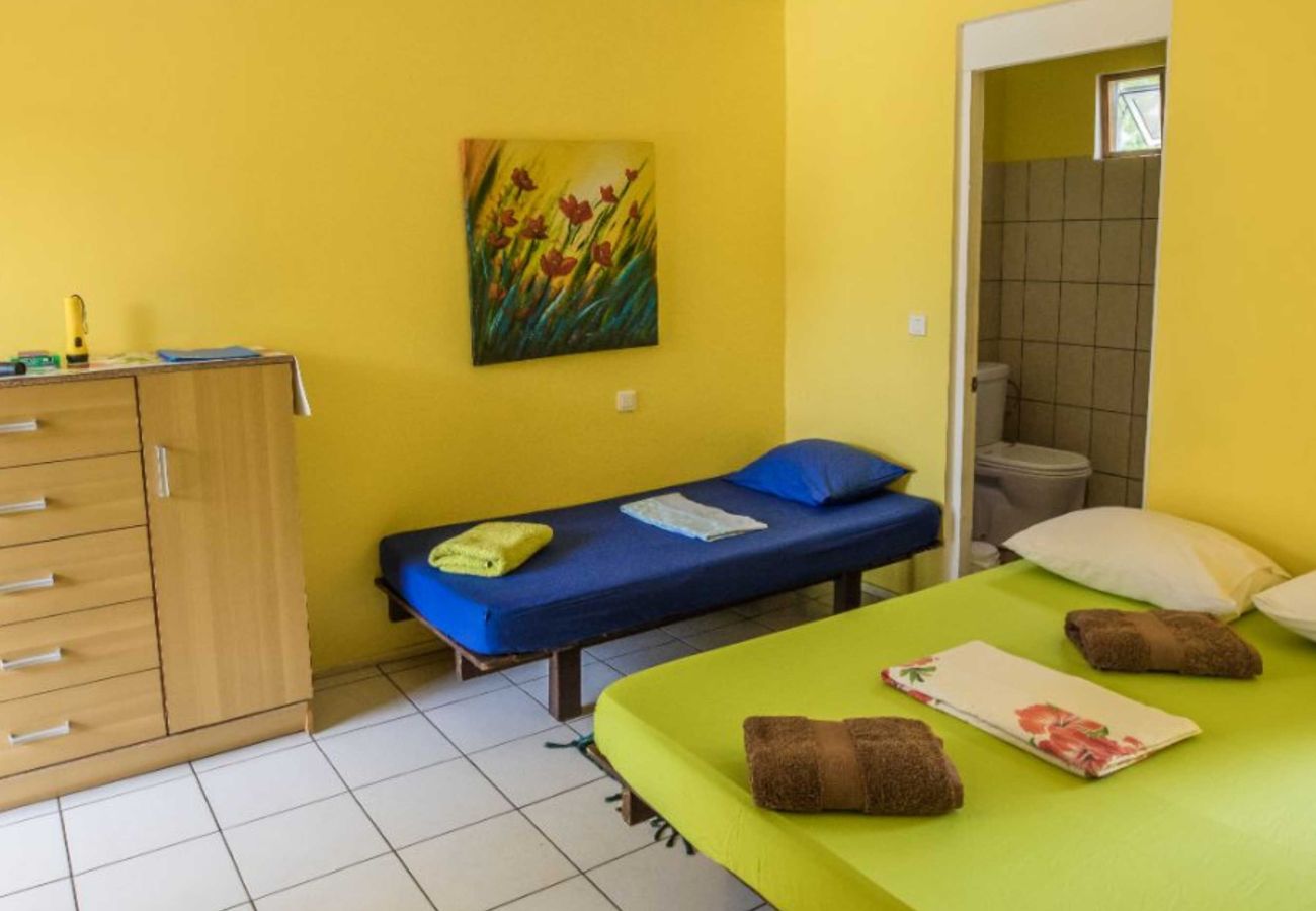 Bungalow a Fare - HUAHINE - Bungalow Arii + Breakfast 1  Bungalow a Fare - HUAHINE - Bungalow Arii + Breakfast 1