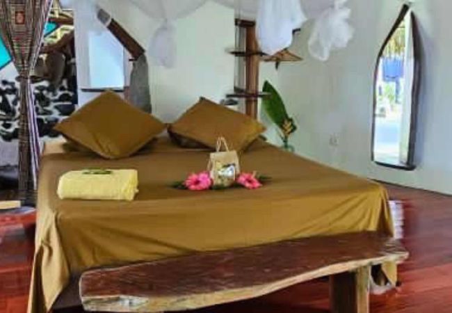 Bungalow a Teahupoo - TAHITI ITI - Saltwater Family Huts Bungalow a Teahupoo - TAHITI ITI - Saltwater Family Huts