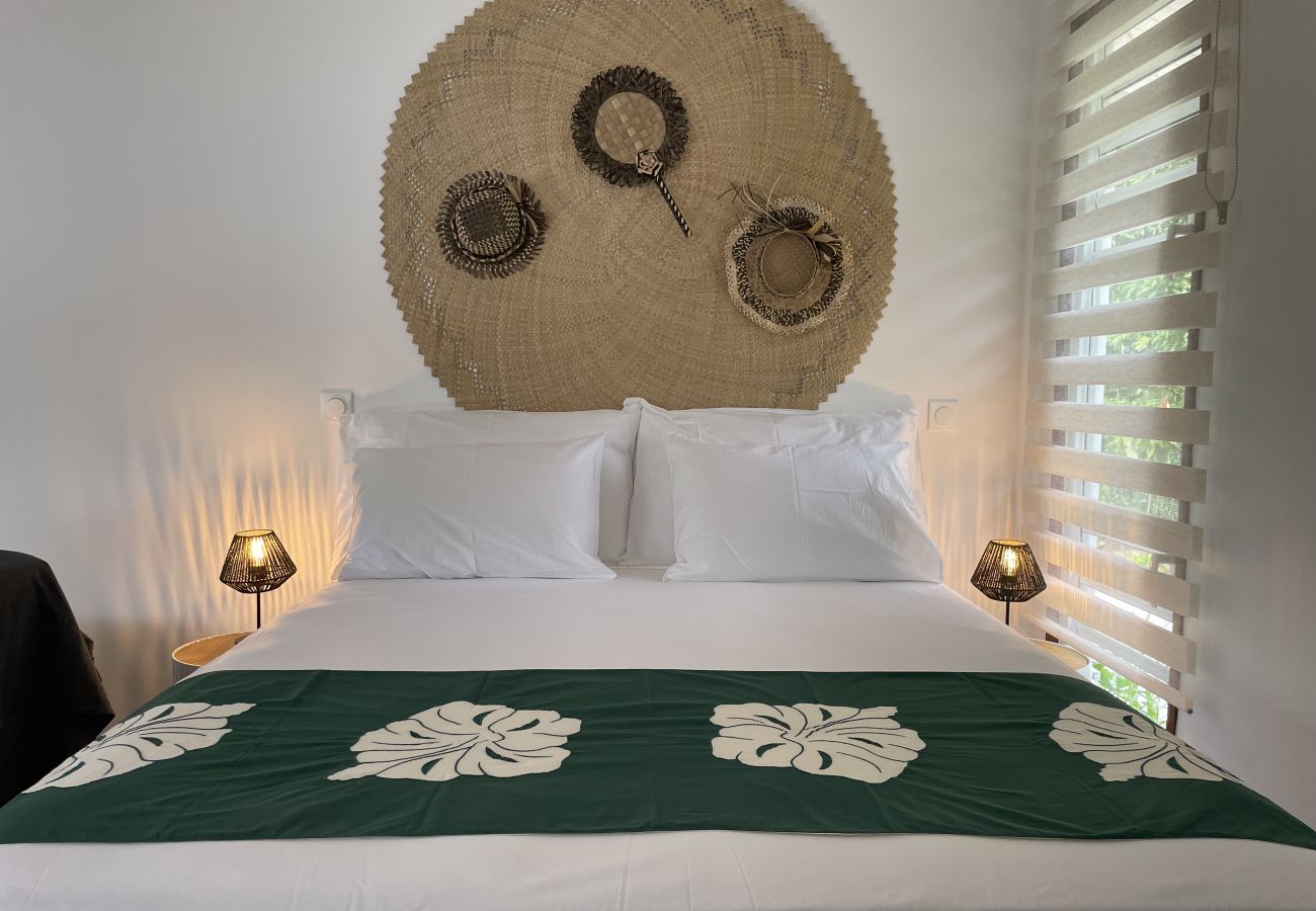 Studio a Avera - RAIATEA- Noanoa House 1 avec jacuzzi Studio a Avera - RAIATEA- Noanoa House 1 avec jacuzzi